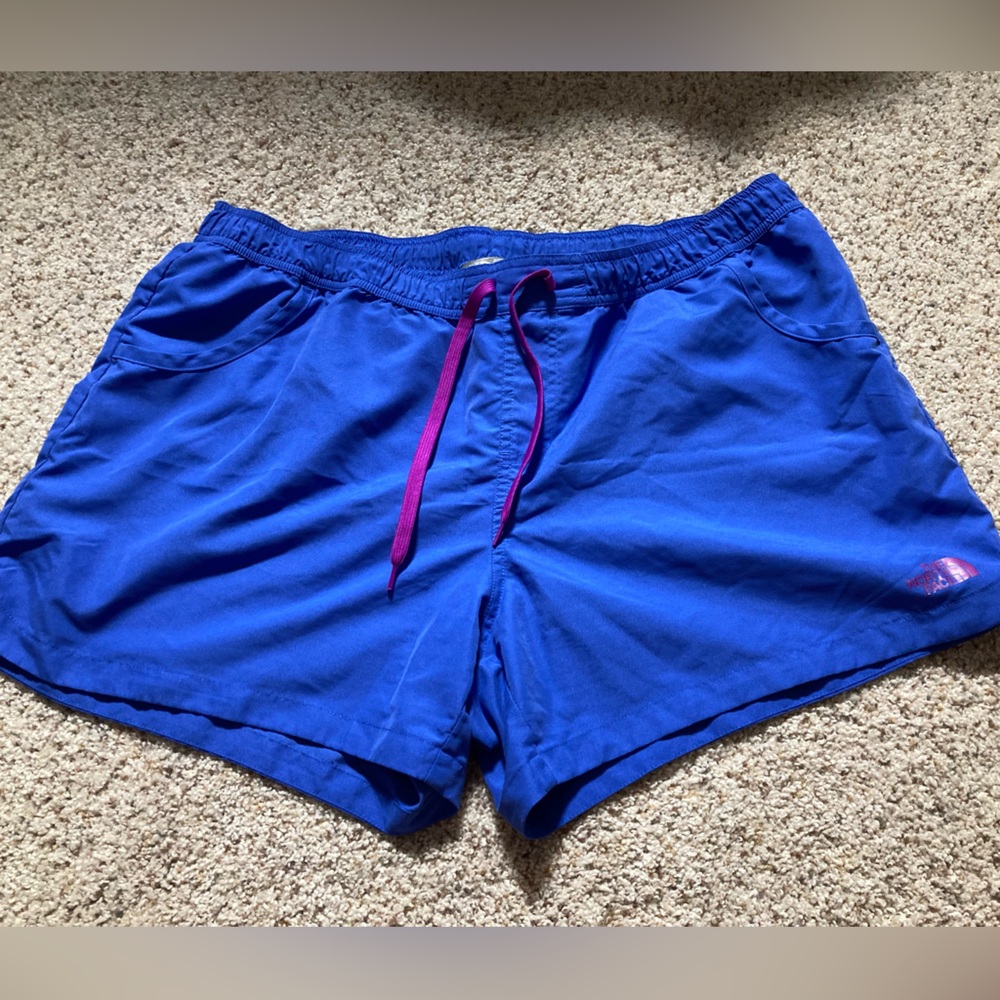 The north face running women’s shorts size XL